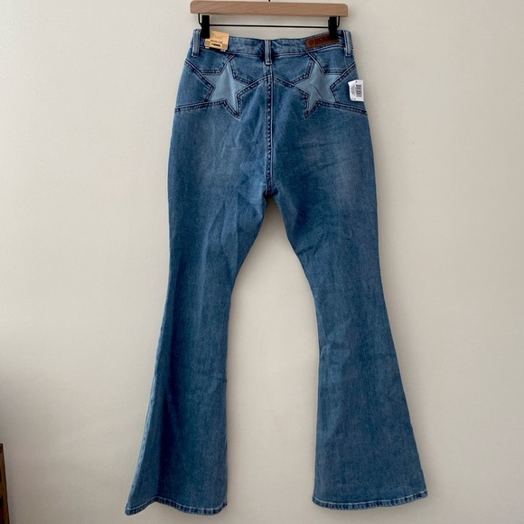 Free People Denim - ROCK N ROLL DENIM Size 31 Star Butt Flare NWT
